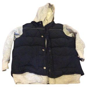 👣 5/$25 - Navy/Grey Puffy Vest w/ Built in Hoodie